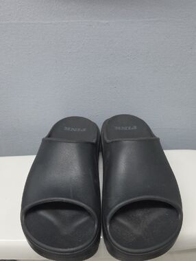 Pink Victoria's Secret Black Slide Sandals - PINK Logo